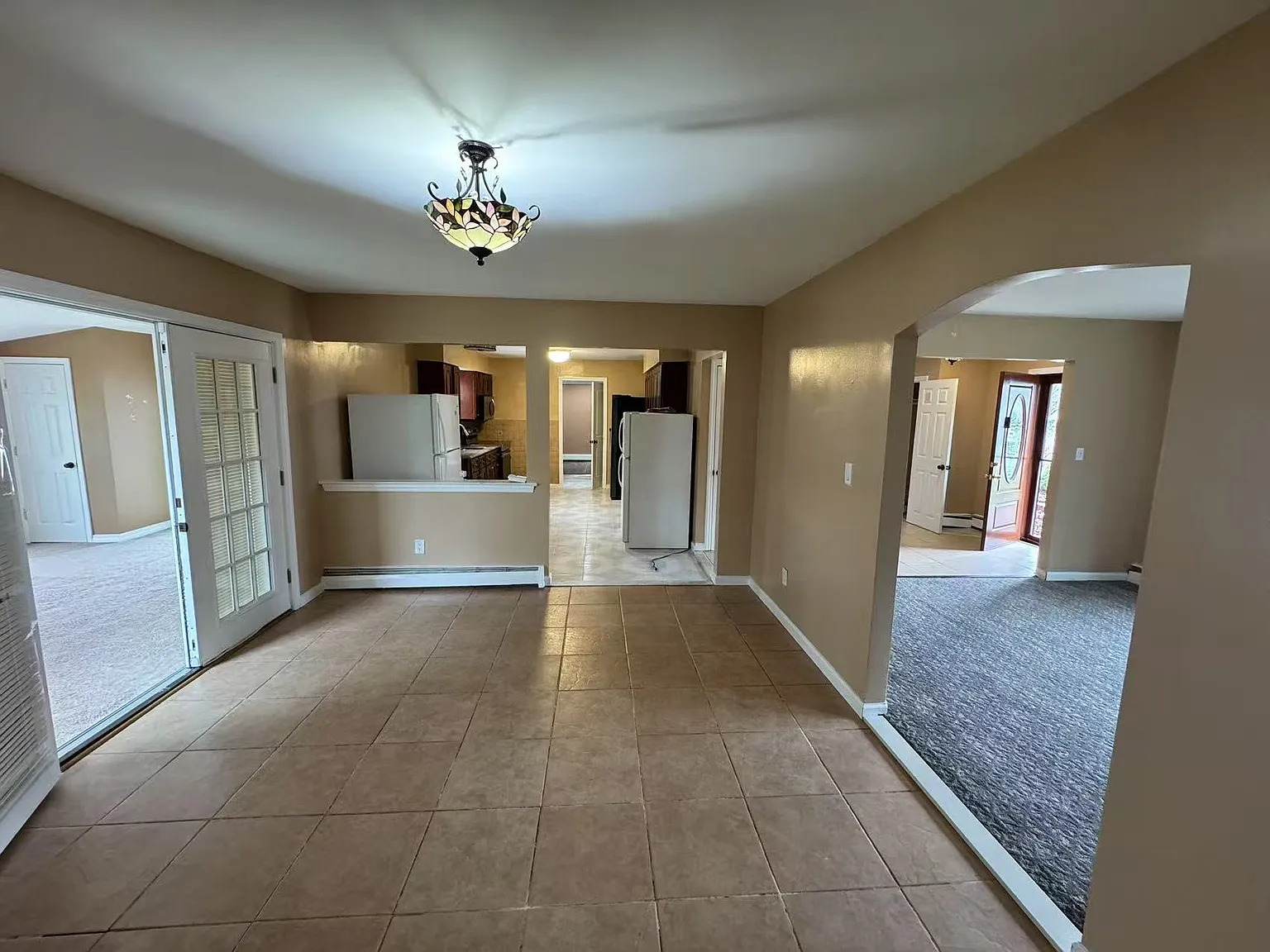 5 bed, $5,000 — Photo 2