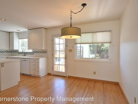 4th image of 4822 McCoy Ave