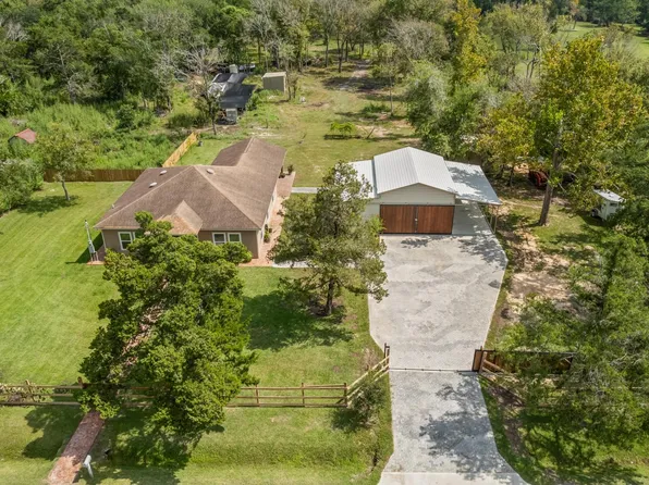 5811 Avenue G 1/2, Santa Fe, TX 77510