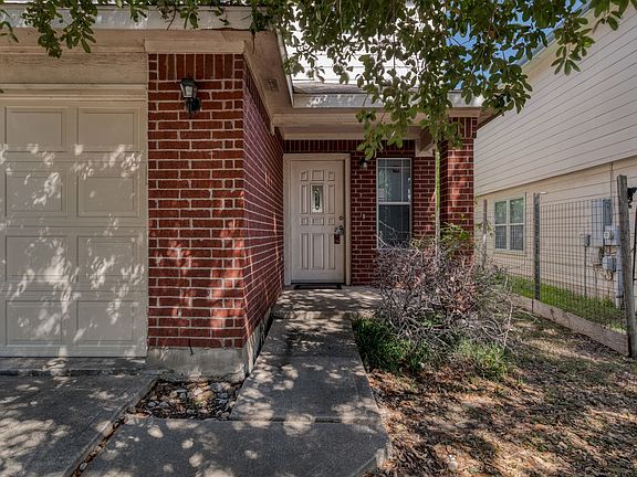 4th image of 7412 Cayenne Ln
