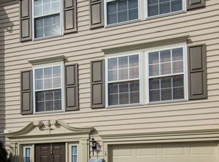 18 Dare Ln, Pottstown, PA 19465