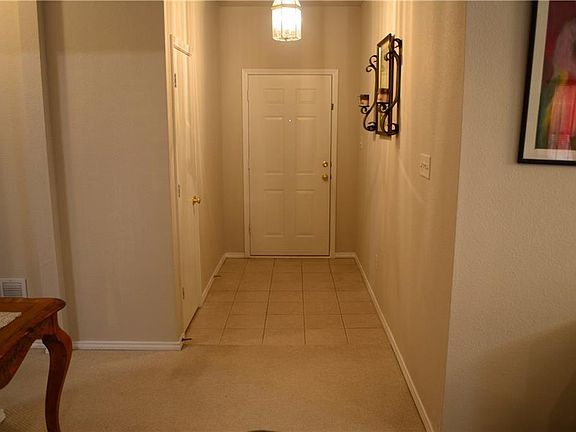 5th image of 132 Blue Wood Dr