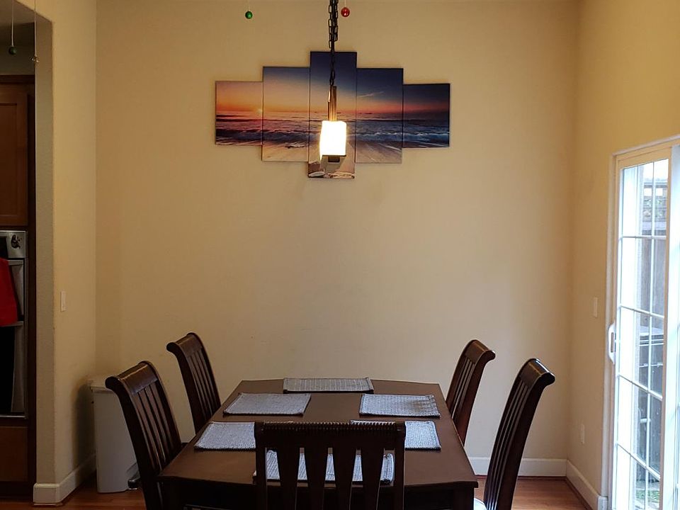 1st image of 367 Norwood Cir