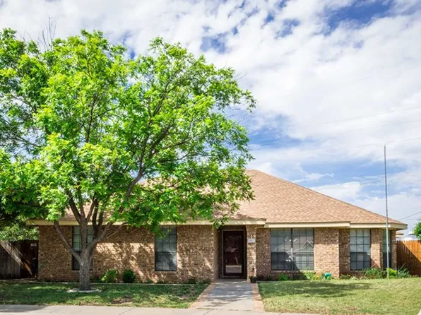 2911 Arrowhead Trl, Midland, TX 79705