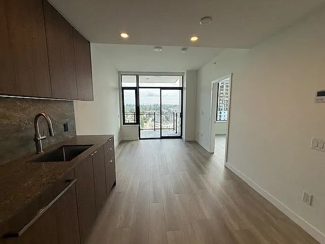 626 Claremont St #2509 — Photo 3