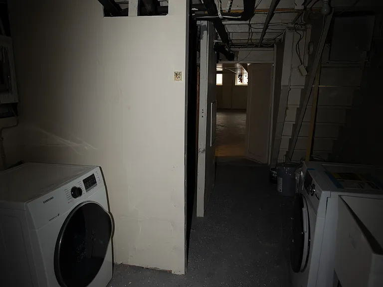 2704 Edmondson Ave — Photo 11