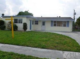 9443 Bloomfield Dr, Palm Beach Gardens, FL 33410
