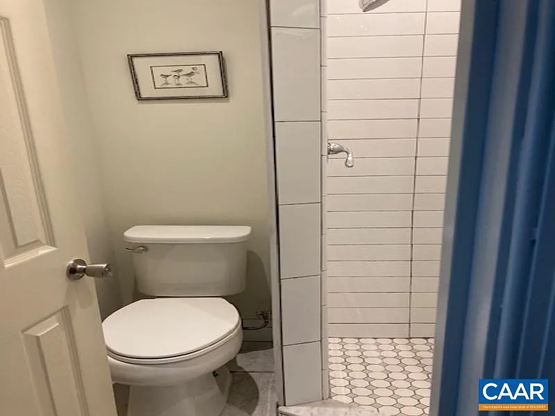 2 bed, 2.0 bath, $2,150 — Photo 4