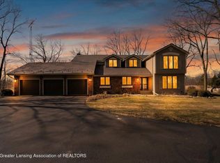 1075 N Edgar Rd, Mason, MI 48854