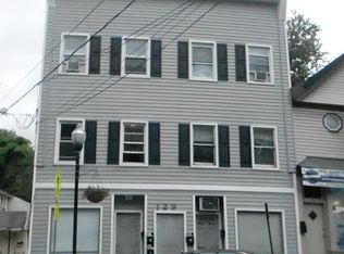 129 Main St APT 4, Bloomingdale, NJ 07403