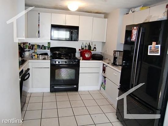 2nd image of 131 Glenville Ave #10