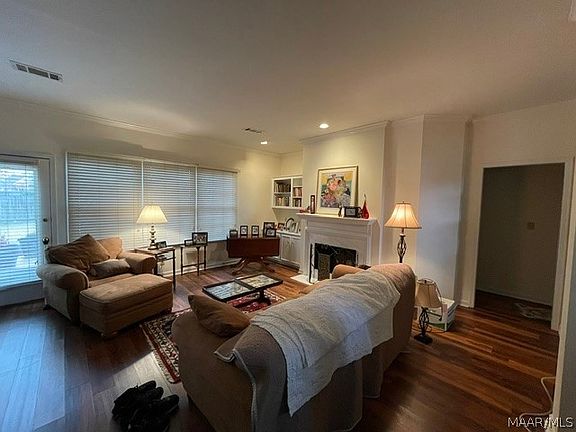 5th image of 8136 Greyfield Dr