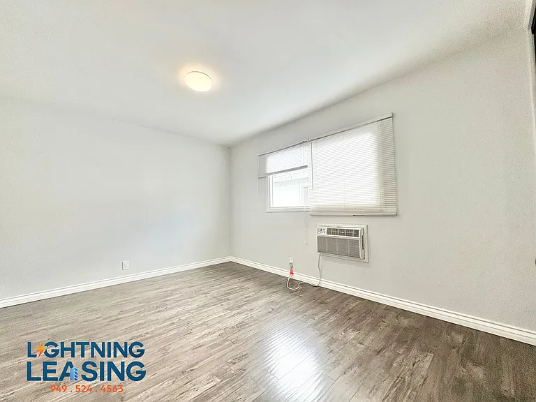 1526 Corinth Ave #7 — Photo 5