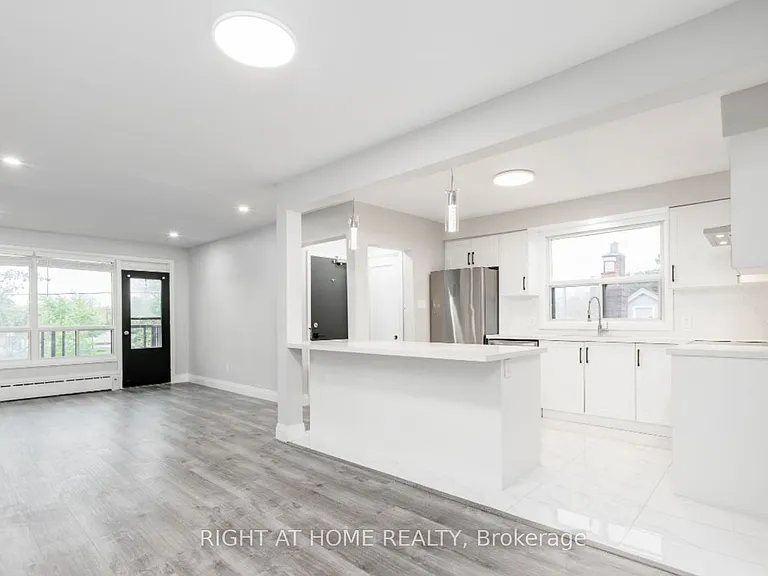 31 Wesley St #3 — Photo 2