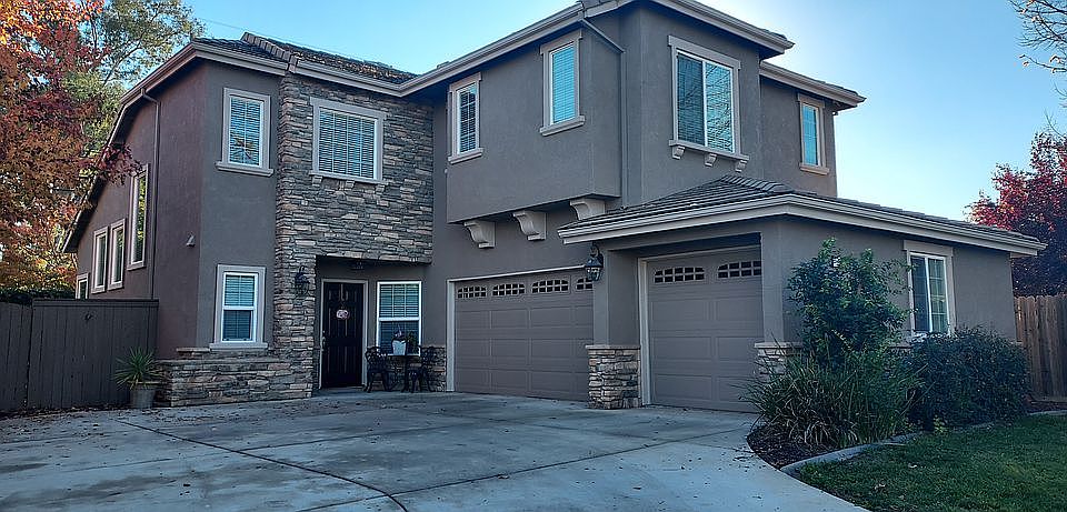 1st image of 705 Mayten Ct