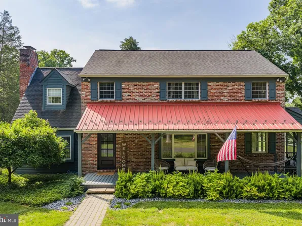 75 Mount Airy Rd, Pipersville, PA 18947