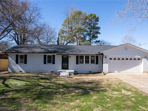 2514 S 57th St, Fort Smith, AR 72903