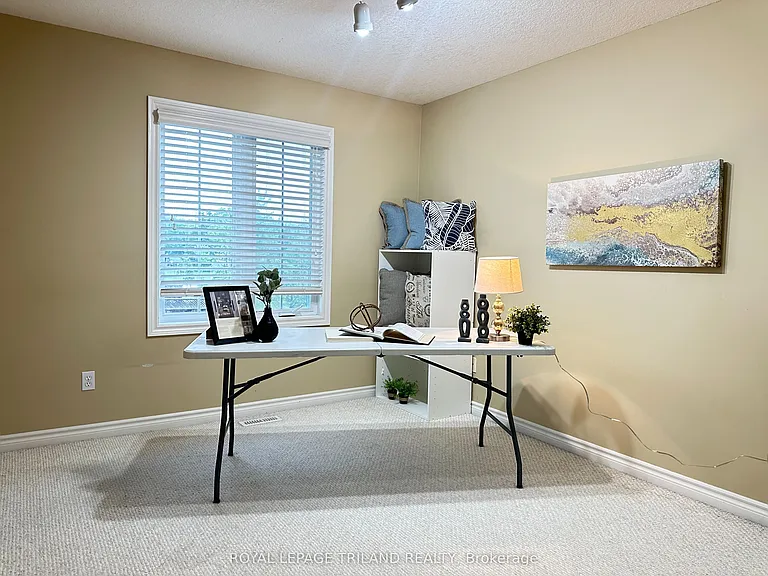 600 Hyde Park Rd #127 — Photo 32