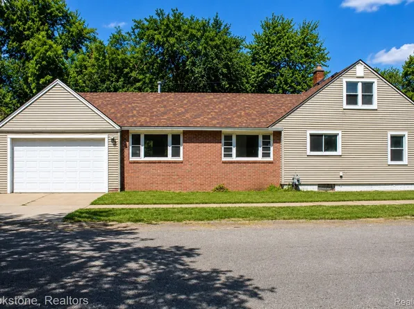 18805 Sumner St, Redford, MI 48240