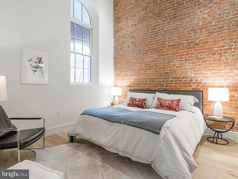 1324 E St SE #211 — Photo 9