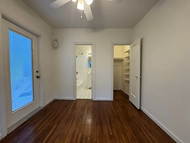 Available Now! Charming 1bd/1ba North Park Bungalow! $1,975/Mo! — Photo 9