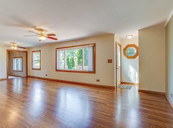 5th image of 665 Illinois Blvd