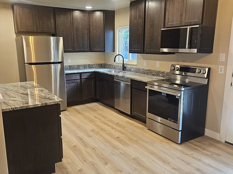 6280 Johnson Way — Photo 1