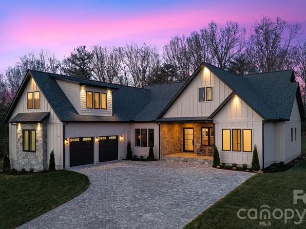 144 Golden Pasture Dr, Fletcher, NC 28732