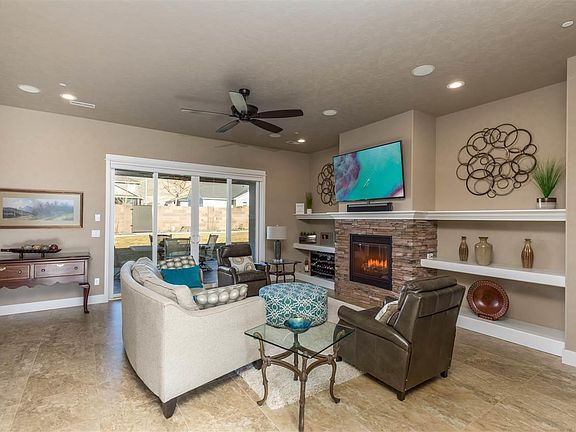 5th image of 4714 Vineyard Estate Ln