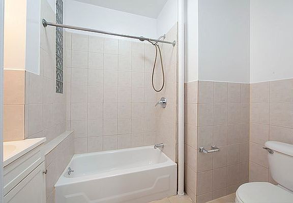 4th image of 205 E 94th St APT 3RE