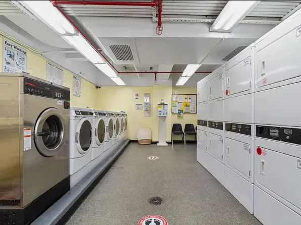 170 West 23rd Street image 4 of 6