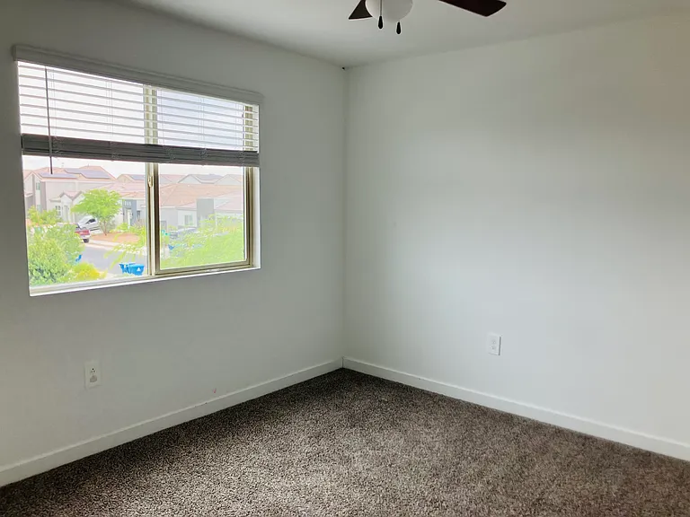 11132 S Weismann Dr — Photo 9