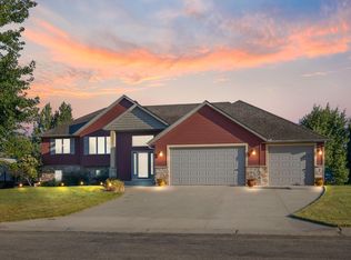2510 Fox Hollow Ln, Owatonna, MN 55060