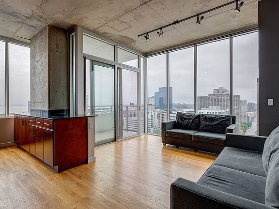 2nd image of 1720 S Michigan Ave APT 2108
