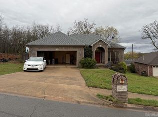 1901 Hidden Creek Dr, Sherwood, AR 72120