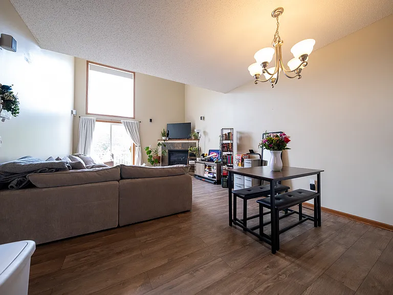 Living Room/Dining Room