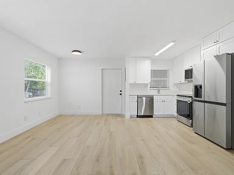5771 SW 36th Ct #303 — Photo 1