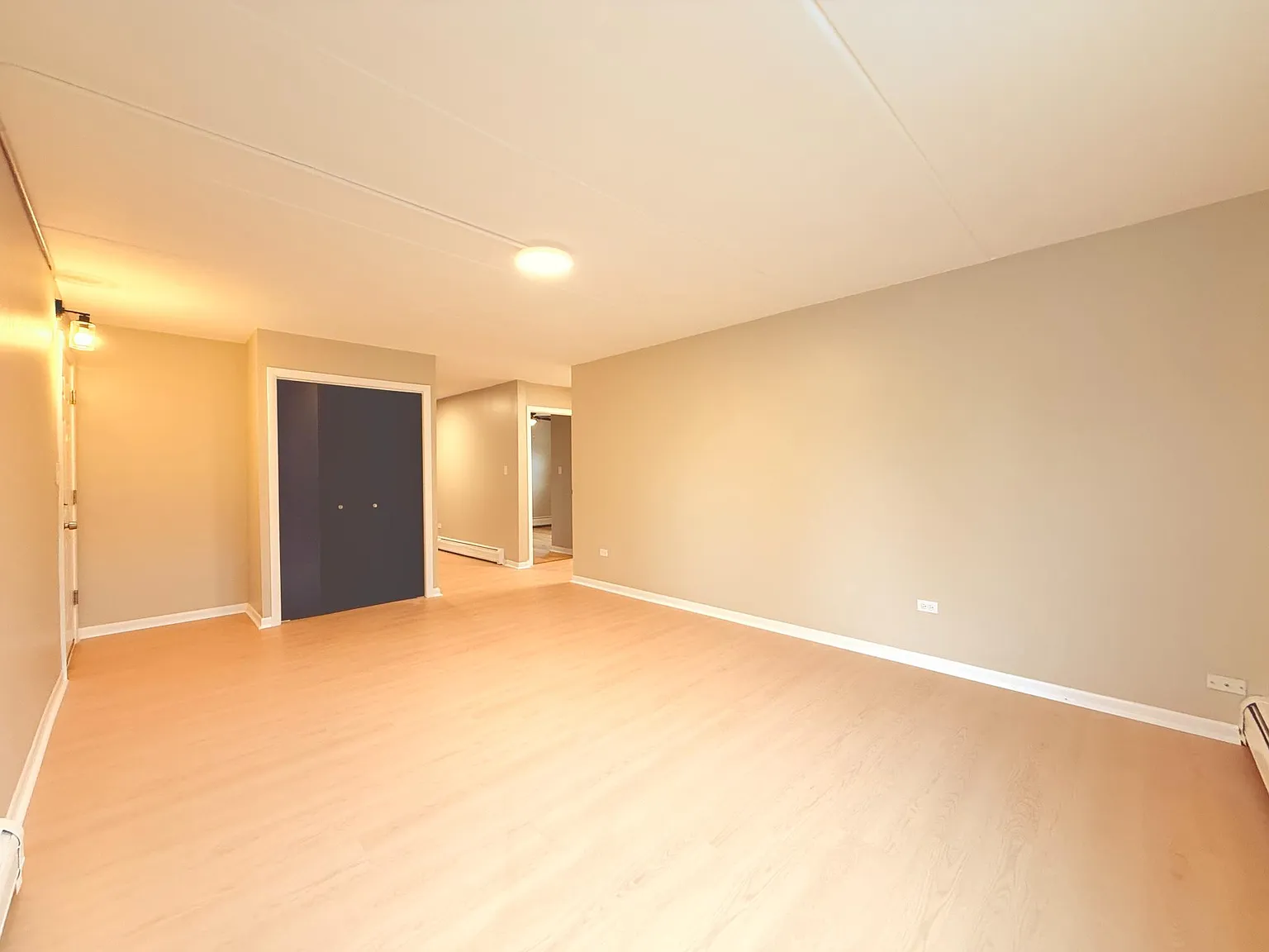 2 bed, 900 sqft, $1,849 — Photo 4
