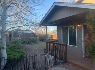 3335 SW Salmon Ct, Redmond, OR 97756