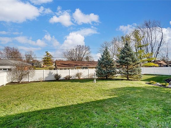 2nd image of 4213 Glenayre Dr