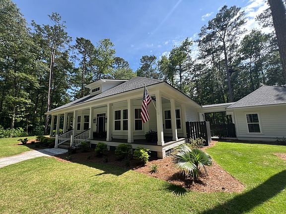 4th image of 17 Blake Ln