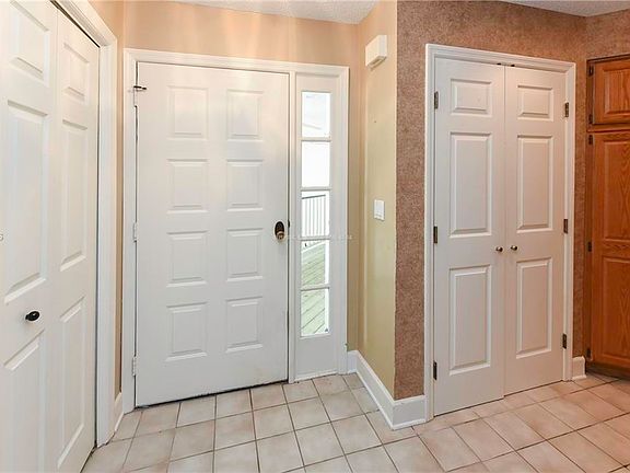 4th image of 76 Spindle Ln #76