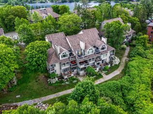 1611 Grandview Hilltop Dr #16, Huntsville, ON P1H2J5