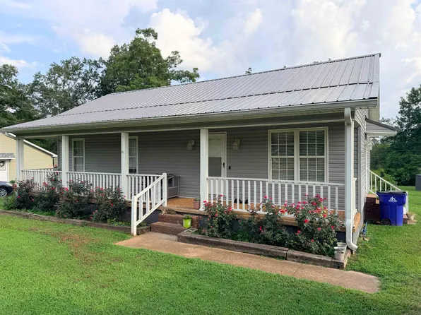 1600 Pinhook Dr, Savannah, TN 38372