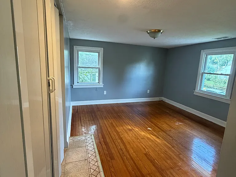 4905 Fox St — Photo 13
