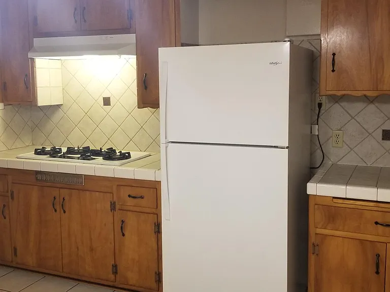 Wall oven, cooktop and refrigerator
