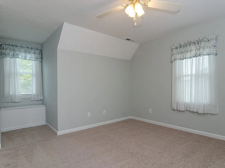 717 Sloop Pointe Ln — Photo 21