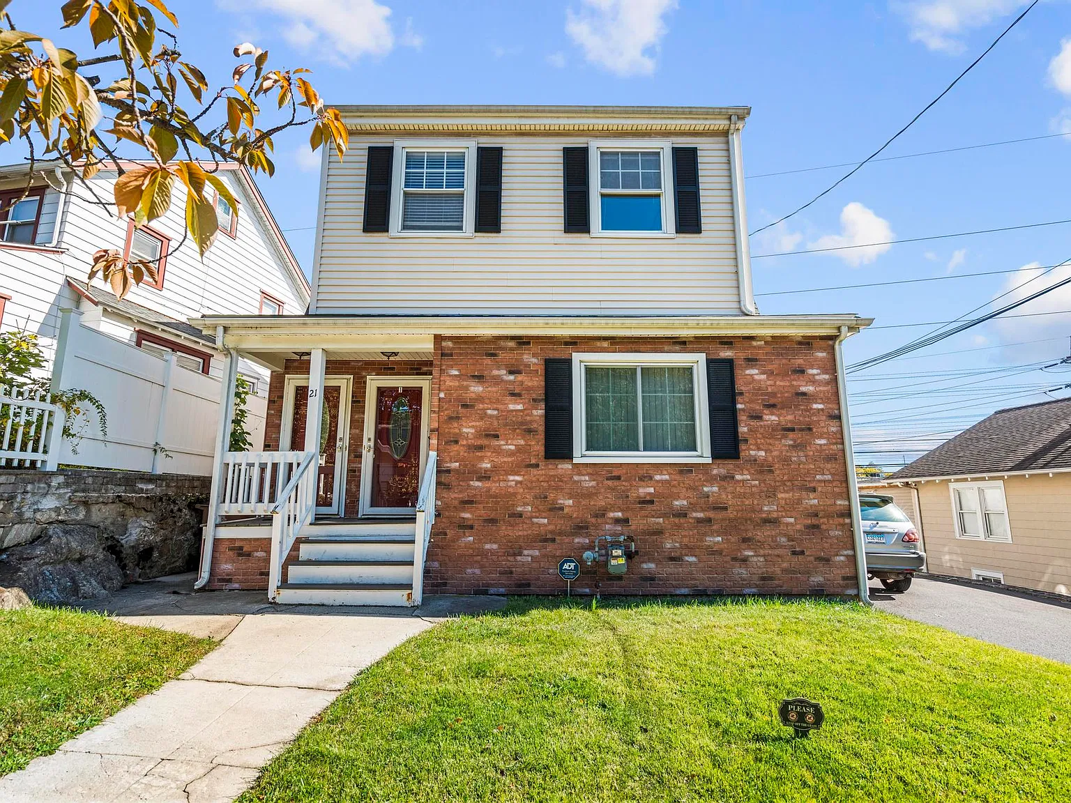 4 bed, 1.5 bath, 1216 sqft, $3,850 — Photo 1