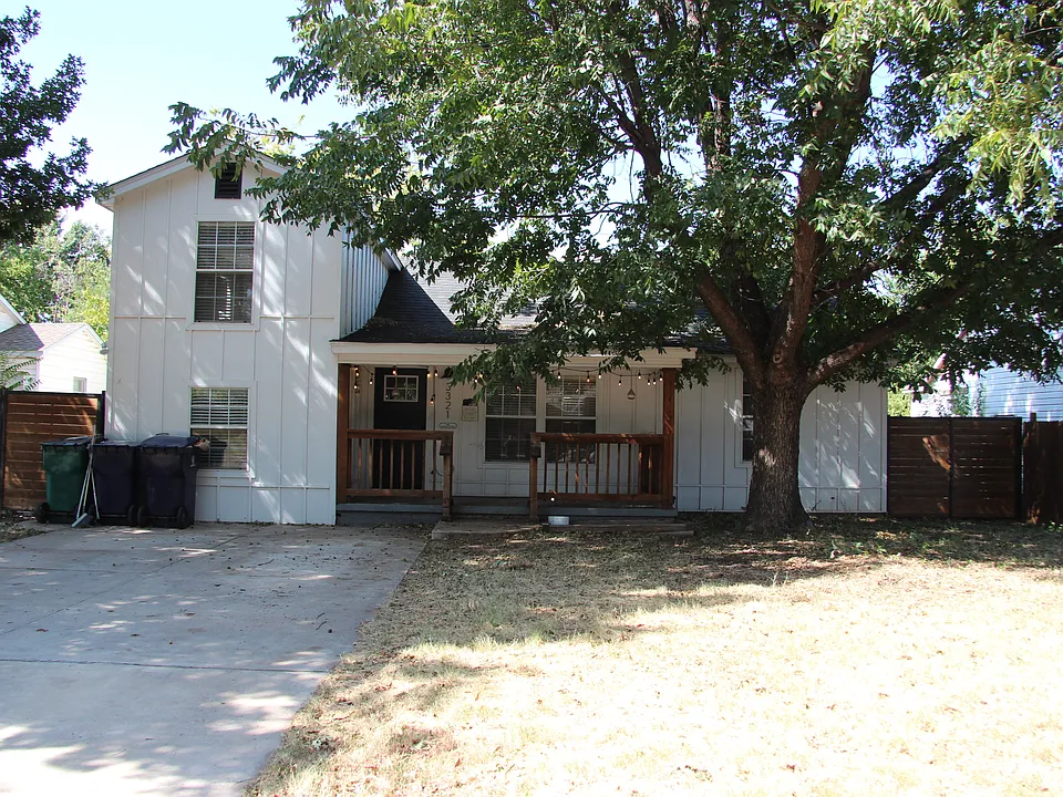 3321 NW 29th St