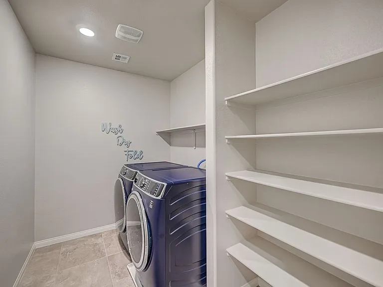 7869 Morganite Ave — Photo 18